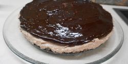 Τσιζκέικ με 3 σοκολάτες, σοκολατένιο cheesecake ψυγείου