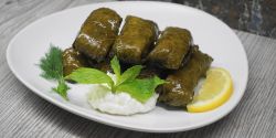 Ντολμαδάκια γιαλαντζί