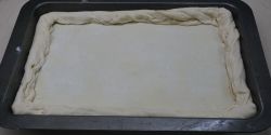 Τραγανό χωριάτικο φύλλο με στρώσεις